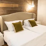 Stilvolle Wohnung In Centrum Von Hamburg
